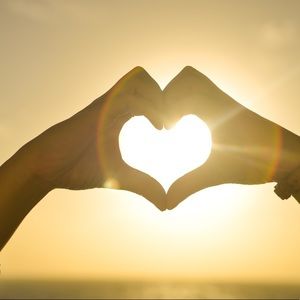 Meet your Posher, Shecola